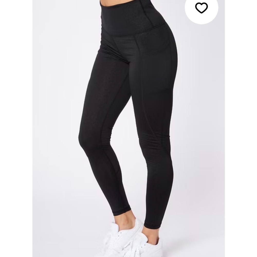Scorpio Sol Serena Pocket Legging Black Pebble Gloss Size Small.